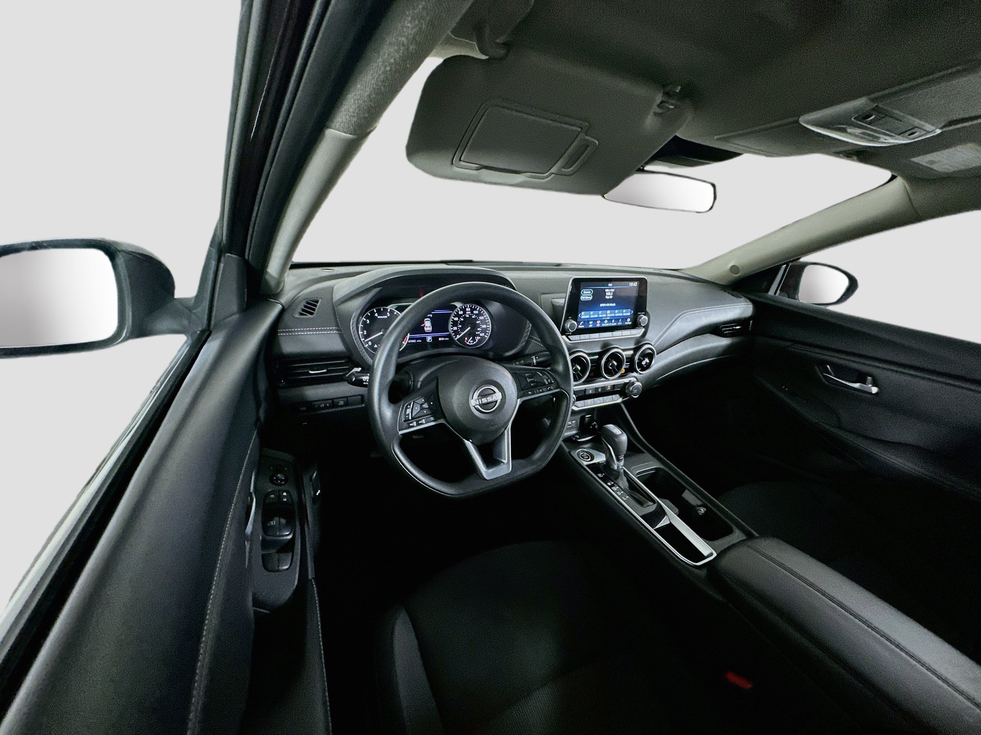 Used 2025 Nissan Sentra SV FWD image 18