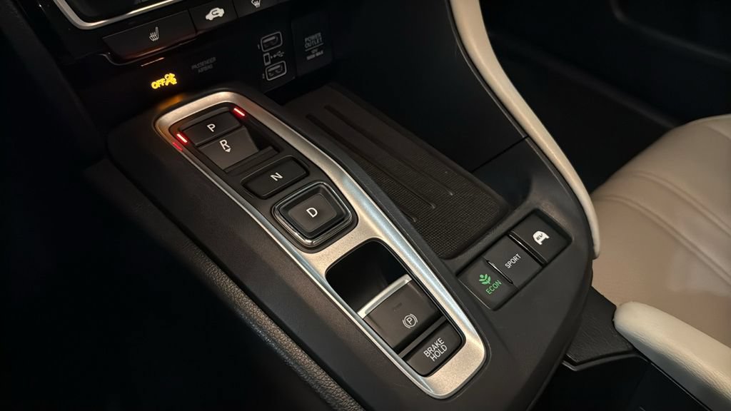 Used 2019 Honda Insight Touring image 30