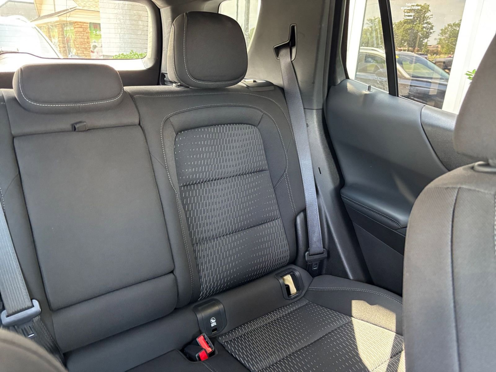 Used 2025 Chevrolet Equinox LT FWD image 37