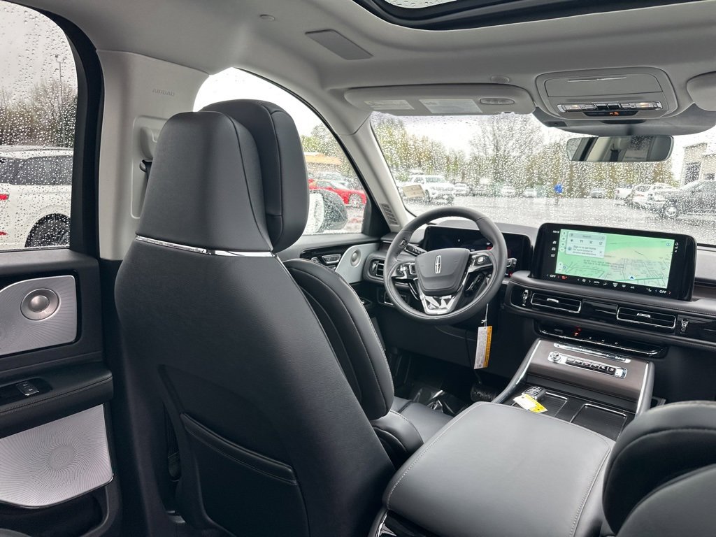New 2025 Lincoln Aviator Reserve w/ Equipment Group 201A image 19