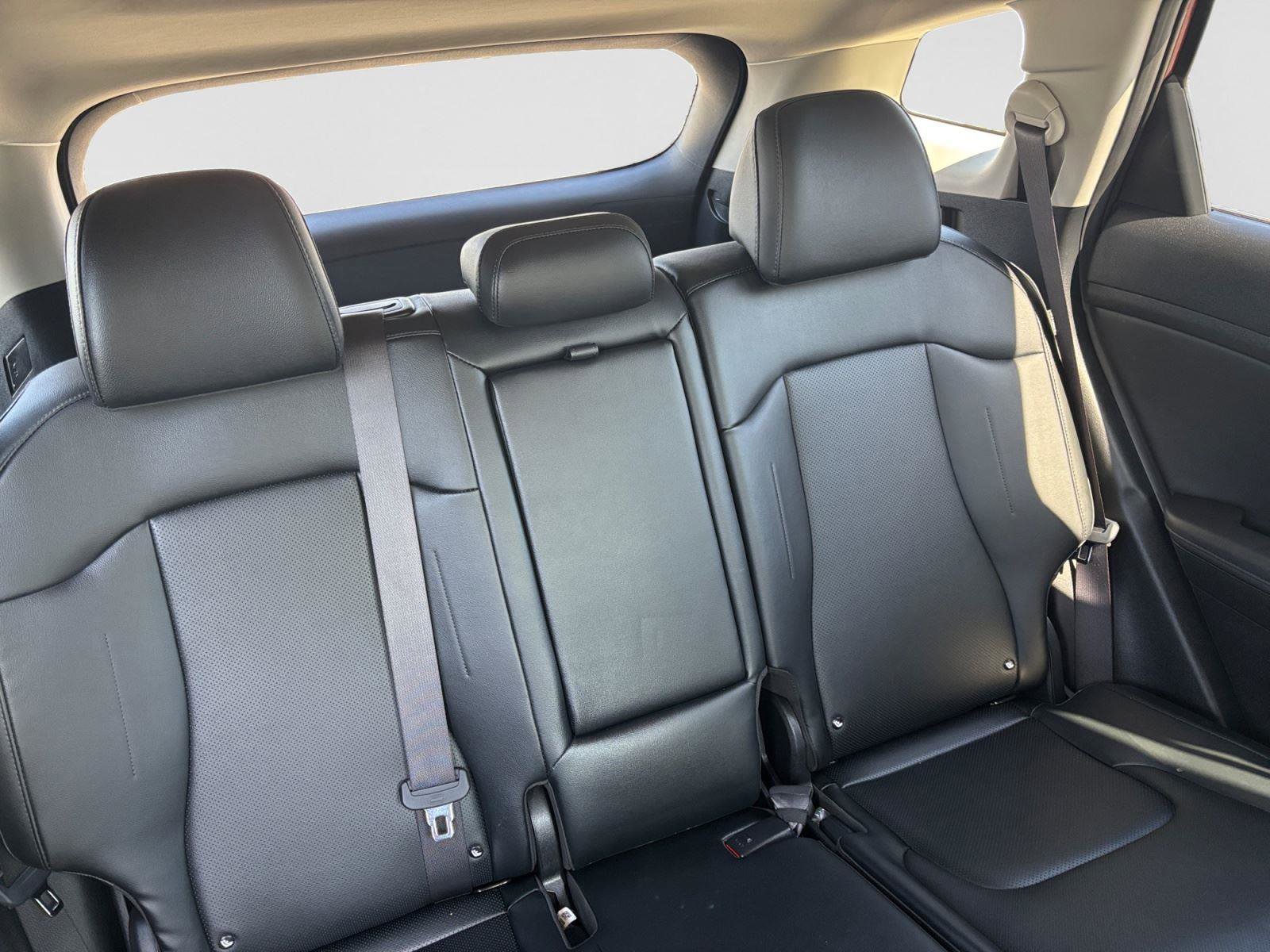 Used 2025 Kia Sportage SX FWD image 18