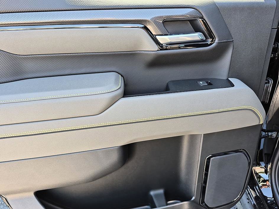 New 2026 Chevrolet Silverado 1500 ZR2 AWD/4WD image 29