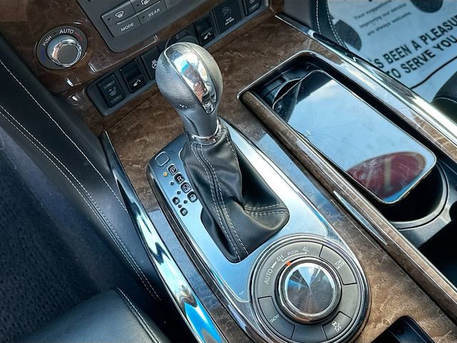 Used 2017 INFINITI QX80 4WD w/ Driver Assistance Package image 18