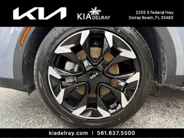 Certified 2024 Kia Sorento SX FWD image 36
