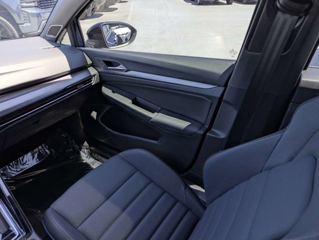 Used 2026 Volkswagen Golf AWD/4WD image 19