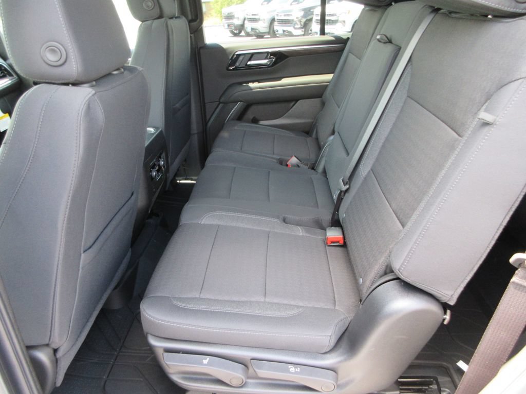 New 2026 Chevrolet Tahoe LS w/ LPO, Dark Essentials Package AWD/4WD image 13