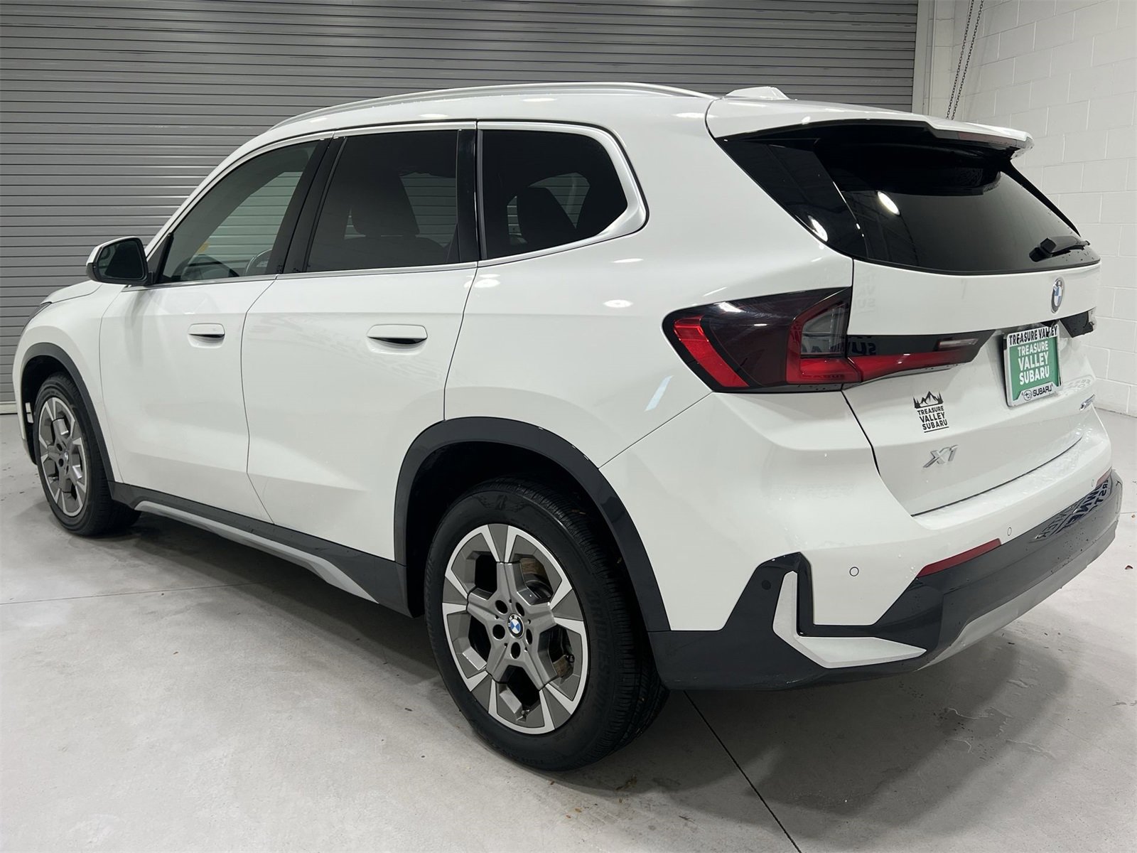 Used 2025 BMW X1 xDrive28i image 6