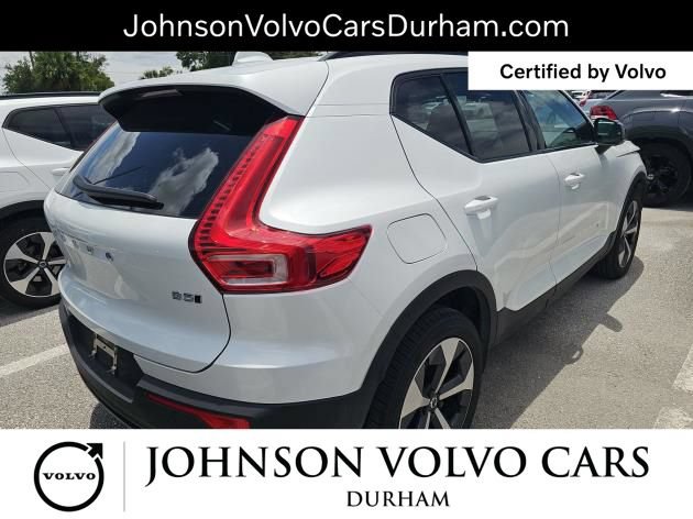 Used 2026 Volvo XC40 B5 Plus AWD/4WD image 5