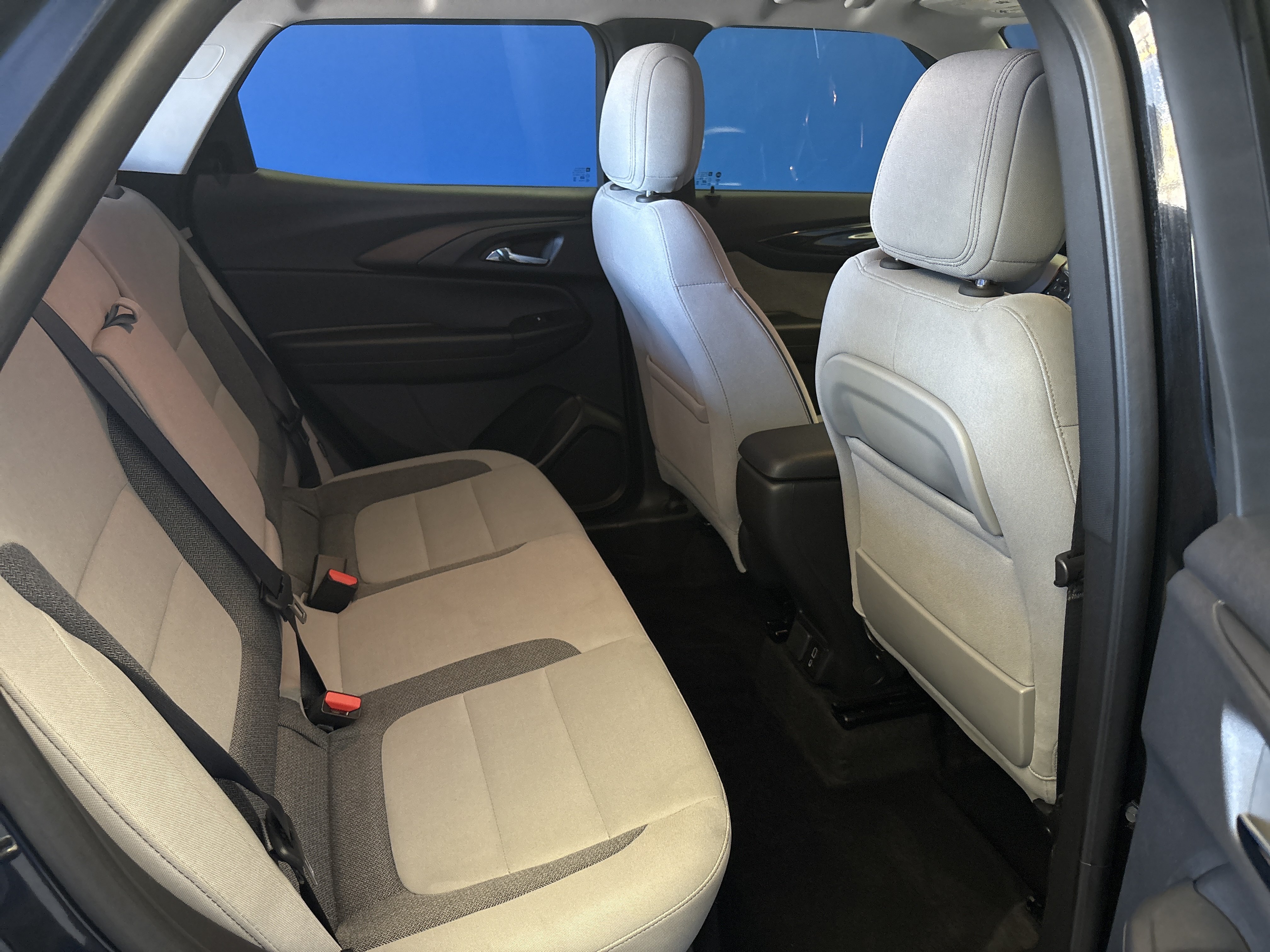 Used 2025 Chevrolet TrailBlazer LT w/ Convenience Package FWD image 24