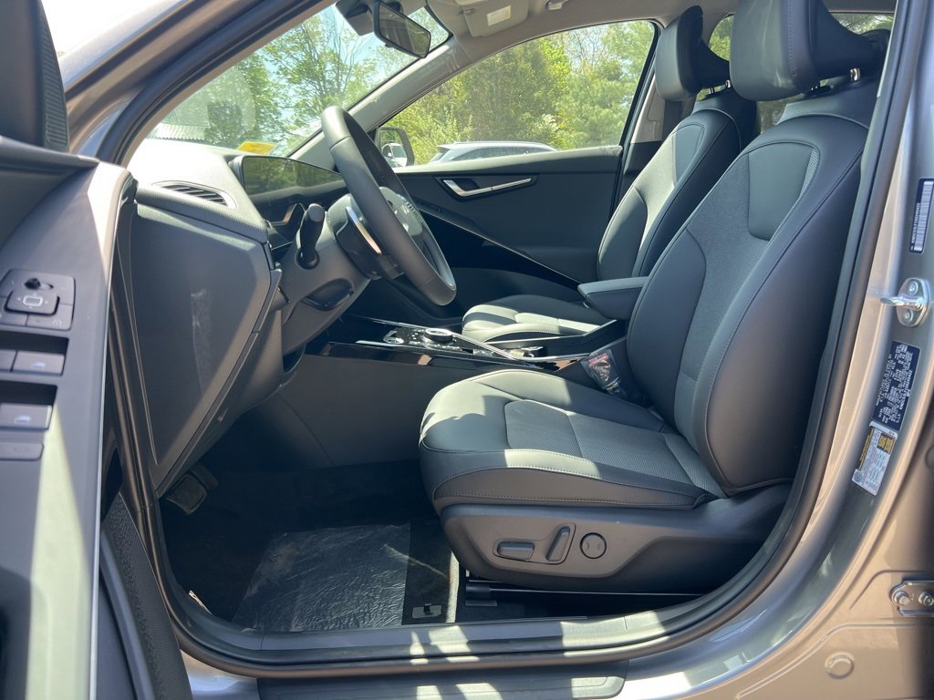 New 2025 Kia Niro EX w/ EX Cold Weather Package image 9
