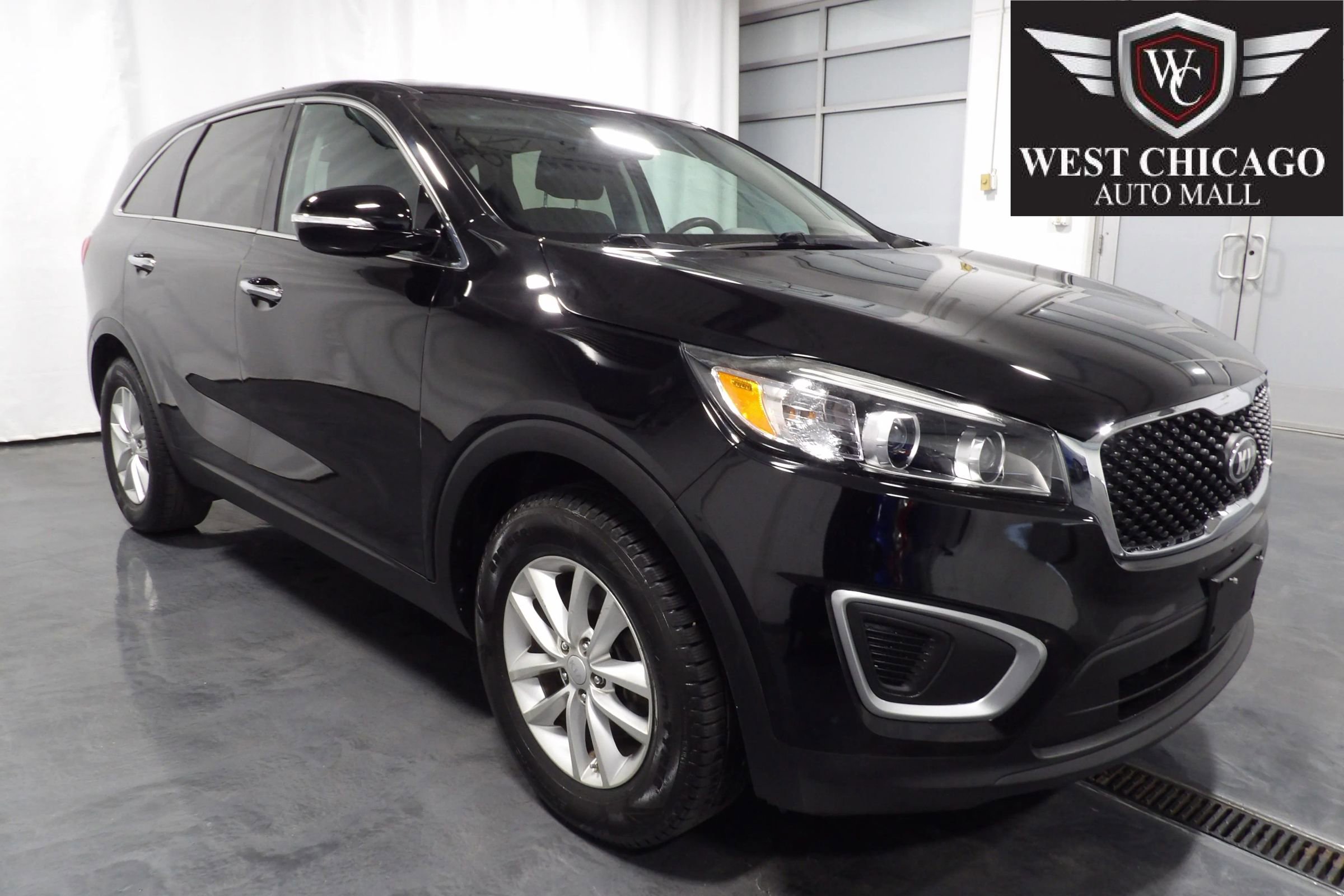 Used 2017 Kia Sorento L image 1