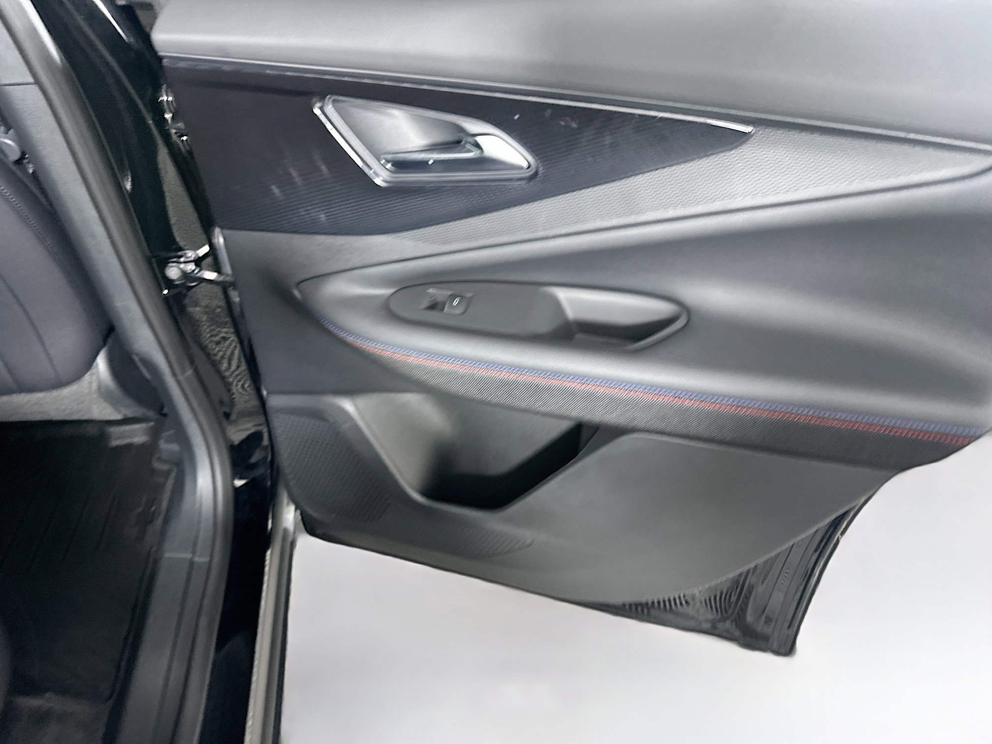 Used 2025 Chevrolet Blazer EV RS image 29