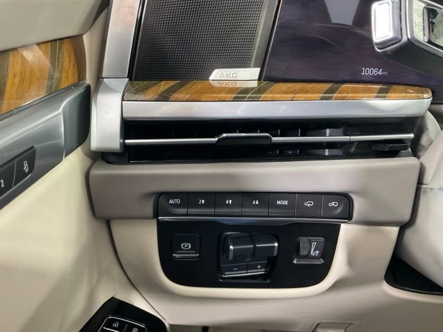 Certified 2025 Cadillac Escalade ESV Sport Platinum image 23