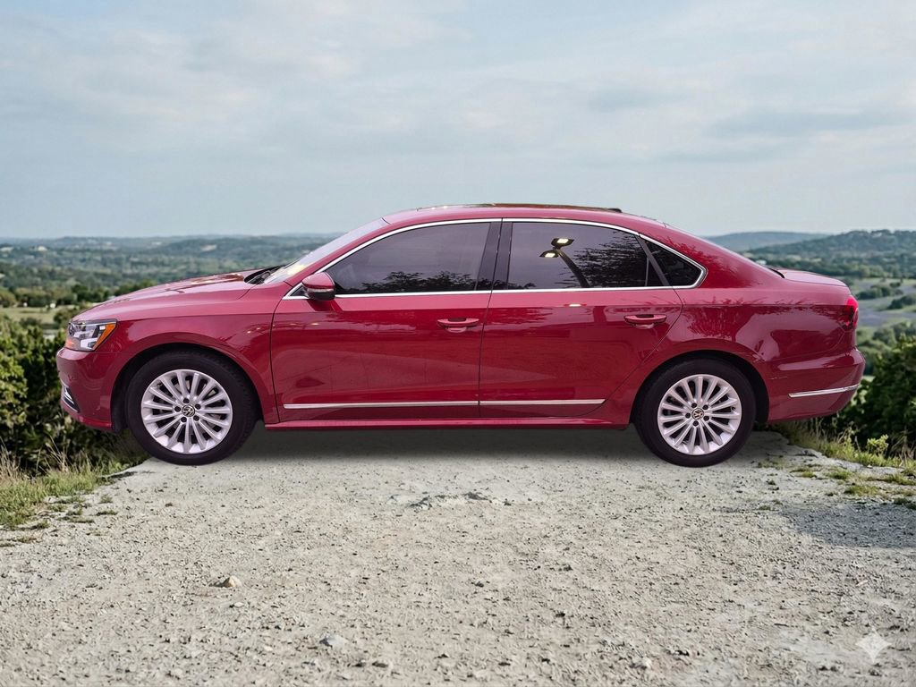 Used 2017 Volkswagen Passat 1.8T SE FWD image 5