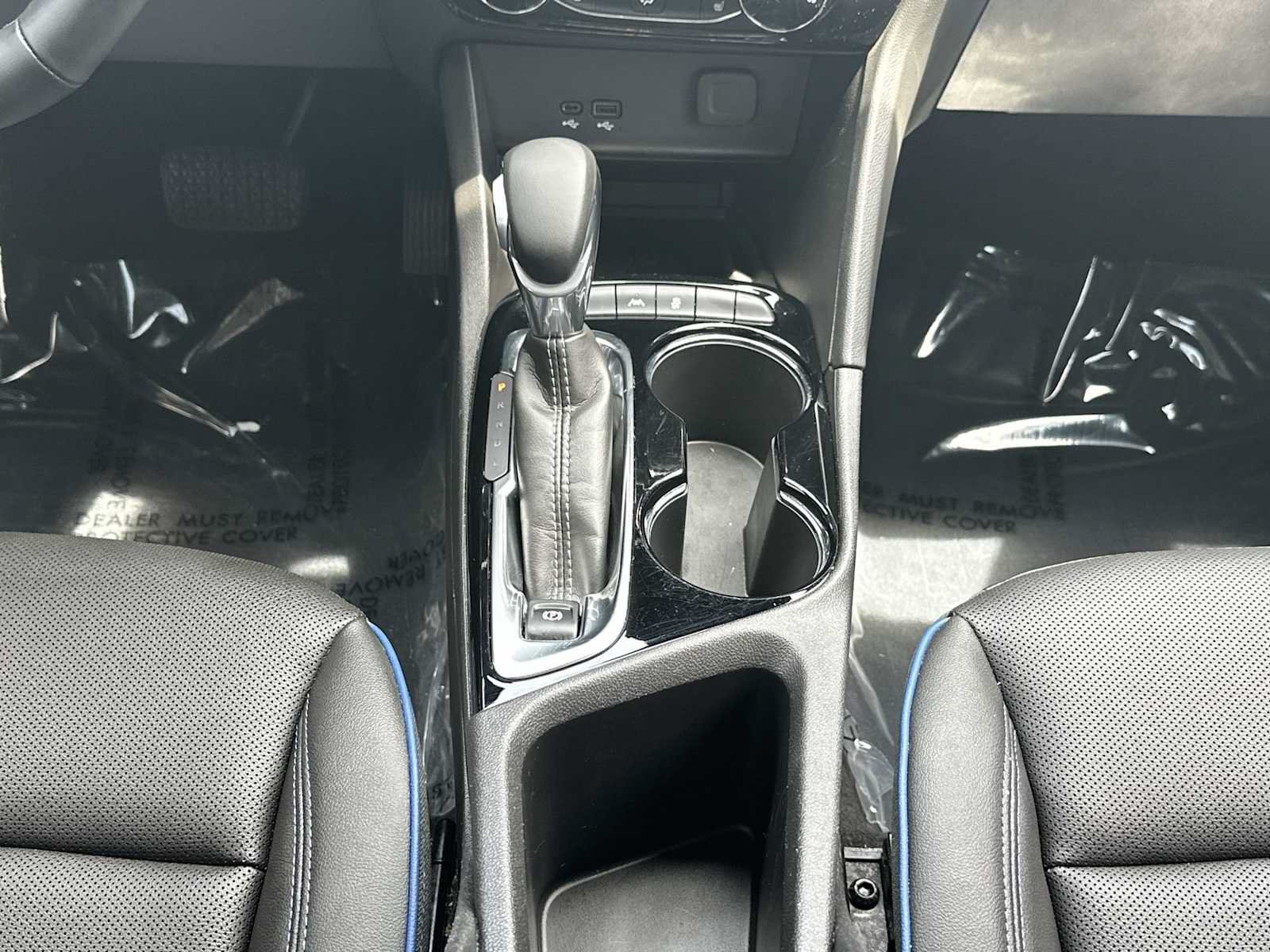 Certified 2025 Buick Encore GX Sport Touring w/ Advanced Technology Package FWD image 30