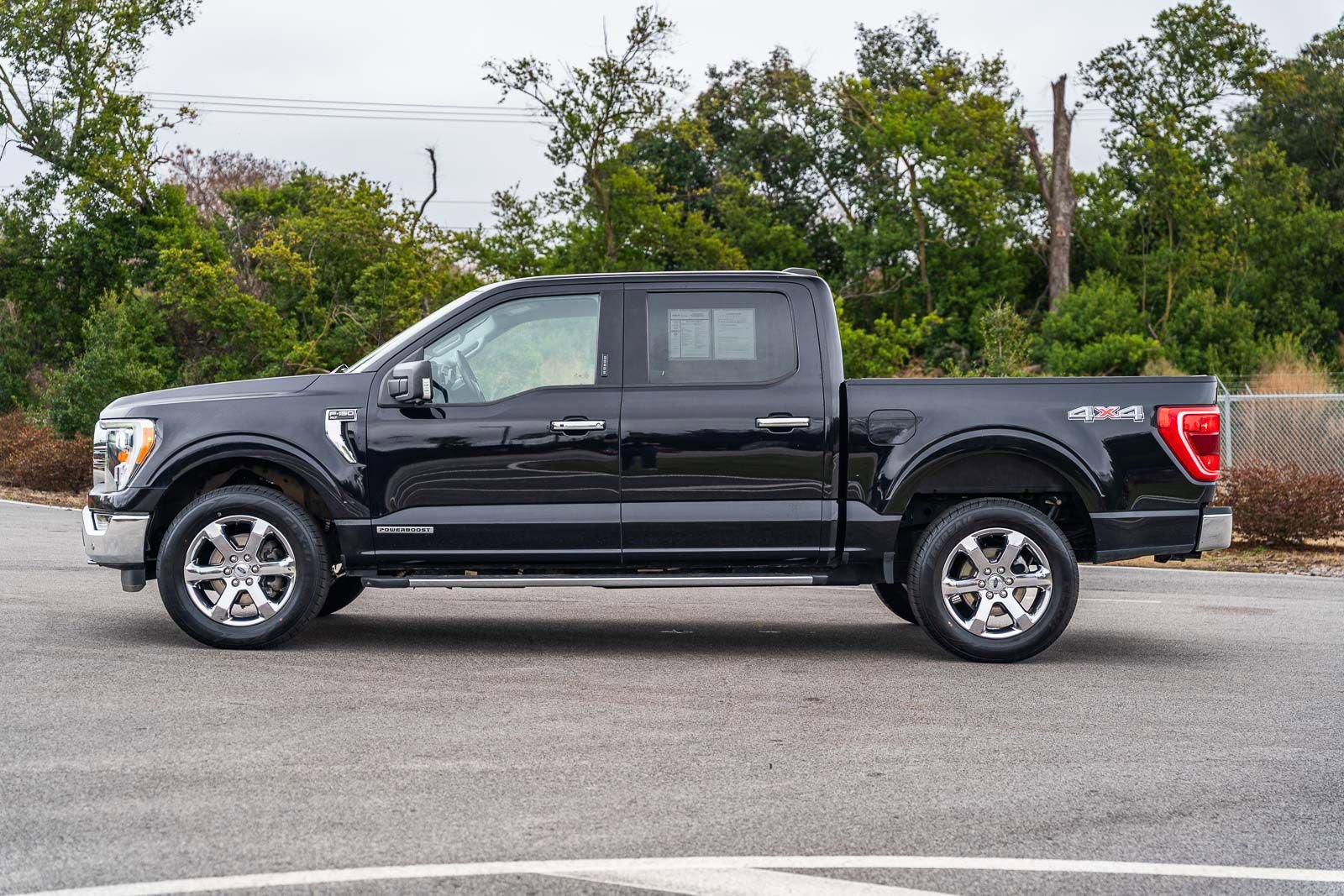 Used 2021 Ford F150 XLT w/ Equipment Group 302A High image 4