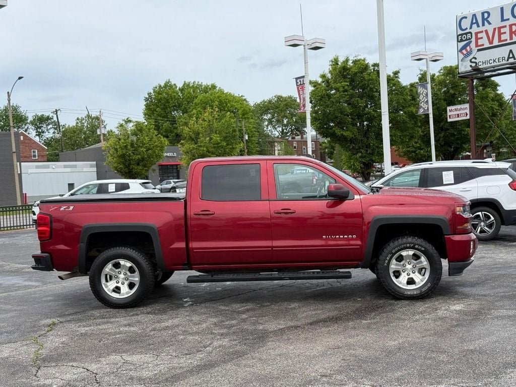 Used 2018 Chevrolet Silverado 1500 LT w/ All Star Edition AWD/4WD image 5