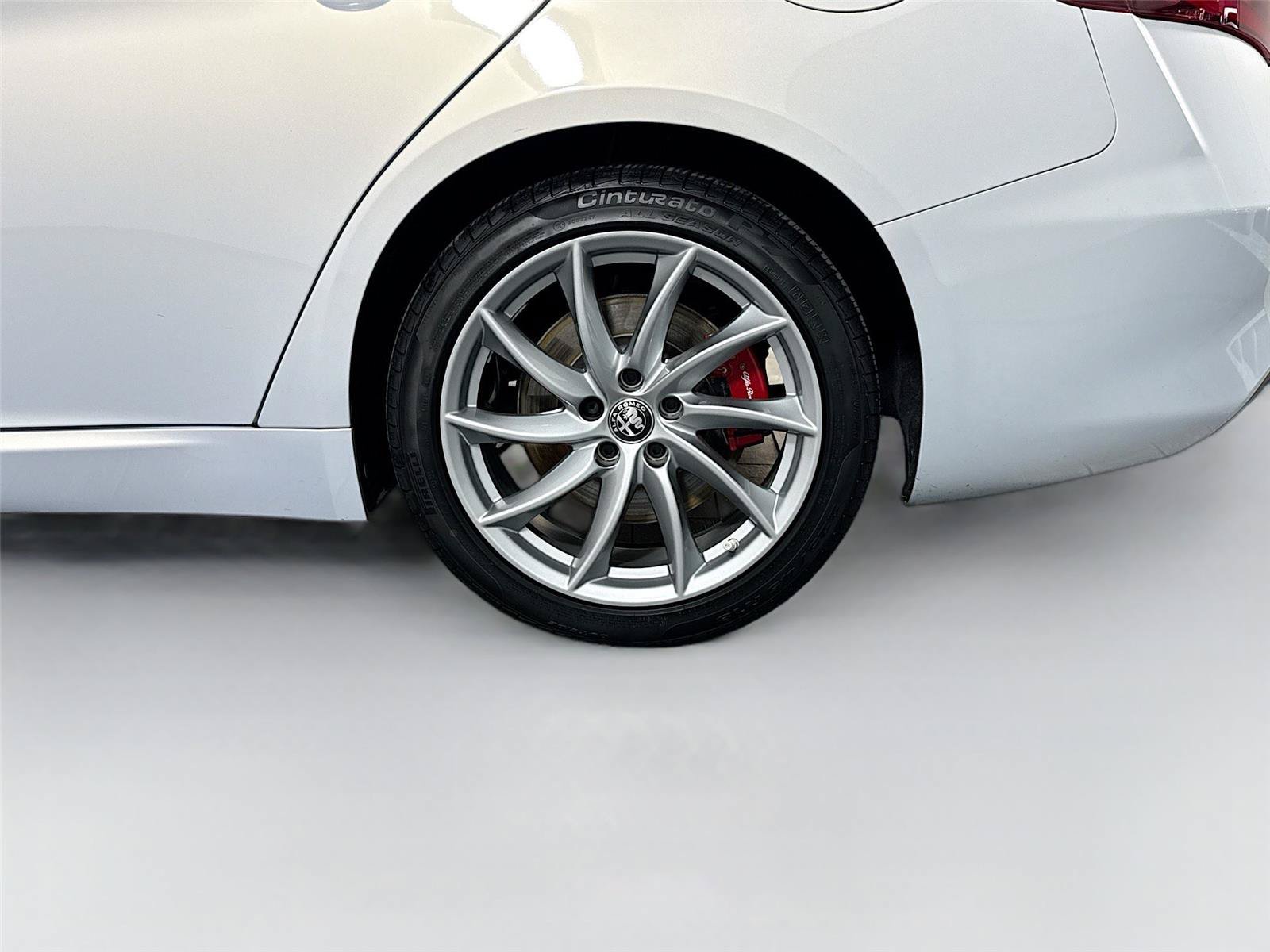 Used 2023 Alfa Romeo Giulia Sprint RWD image 14