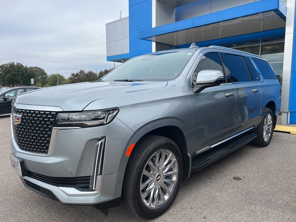 Used 2024 Cadillac Escalade ESV Premium Luxury image 19