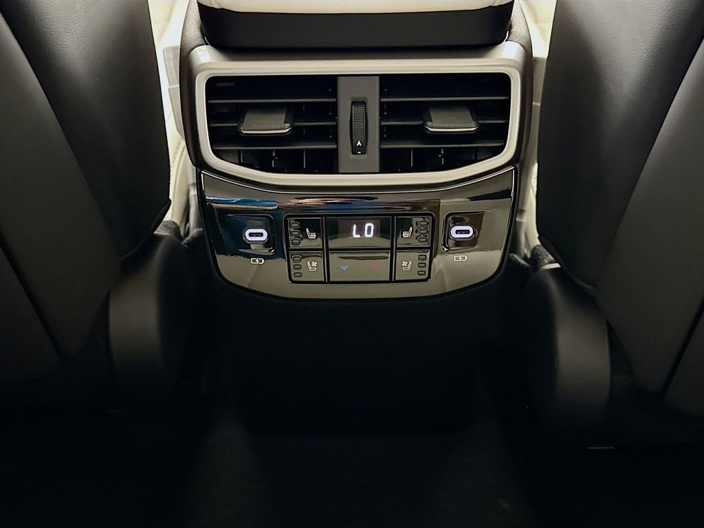 New 2026 Lexus RX 350h AWD/4WD image 18