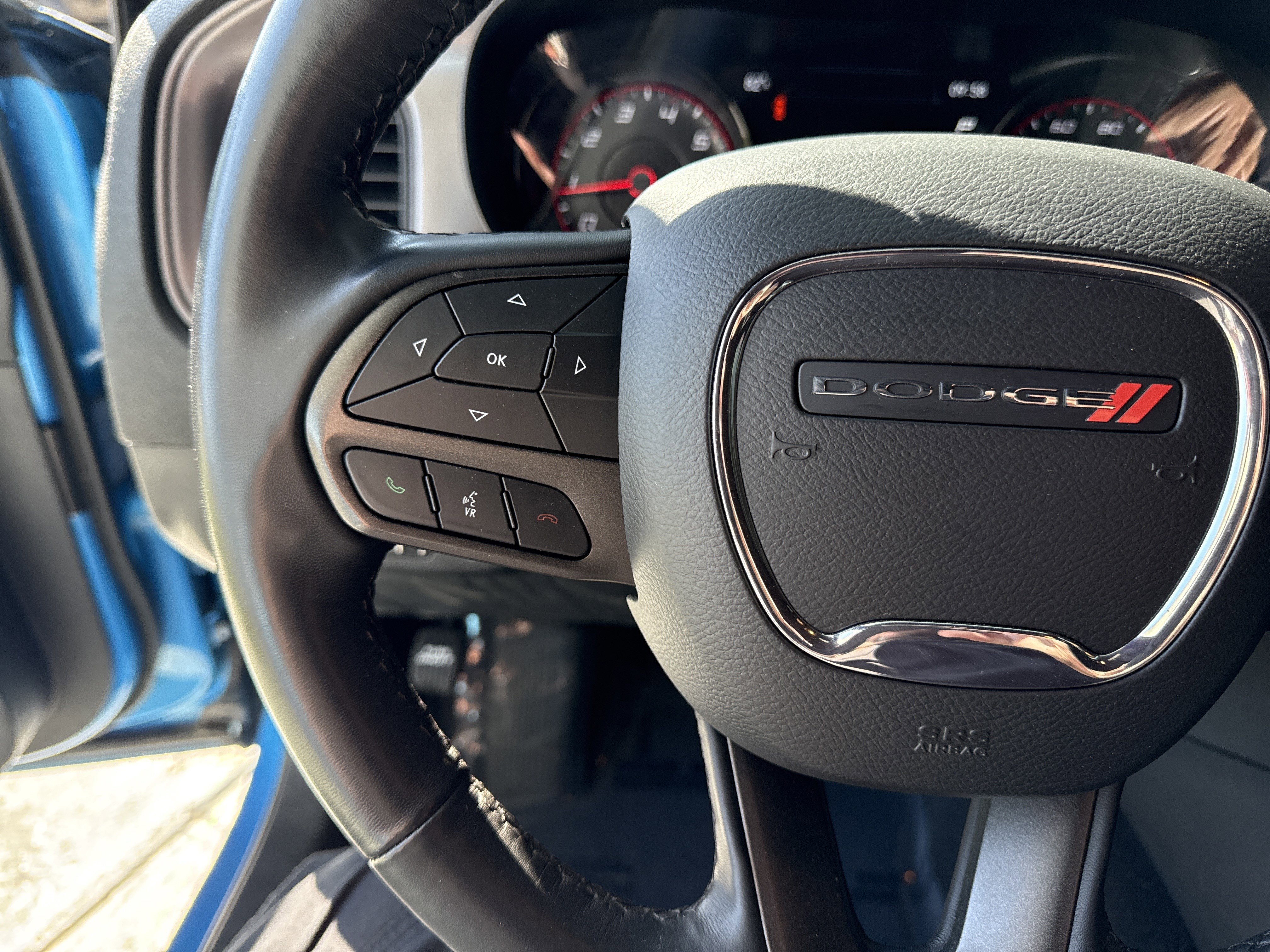 Used 2023 Dodge Charger SXT w/ Blacktop Package image 18