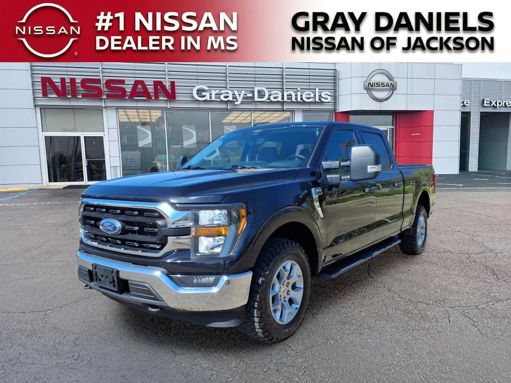 Used 2023 Ford F150 XLT w/ Equipment Group 301A Mid image 3