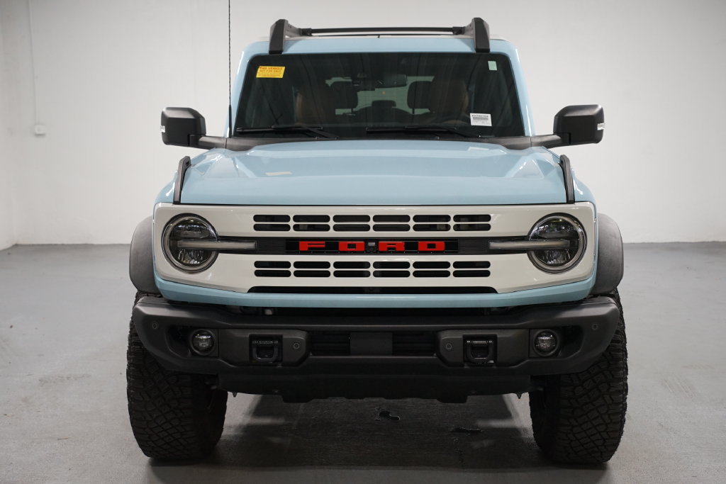 Used 2024 Ford Bronco Heritage Edition AWD/4WD image 2