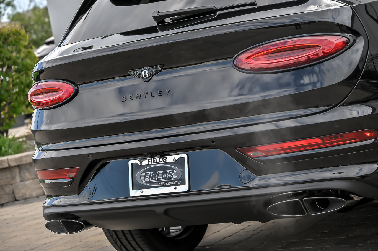 New 2026 Bentley Bentayga AWD/4WD image 18