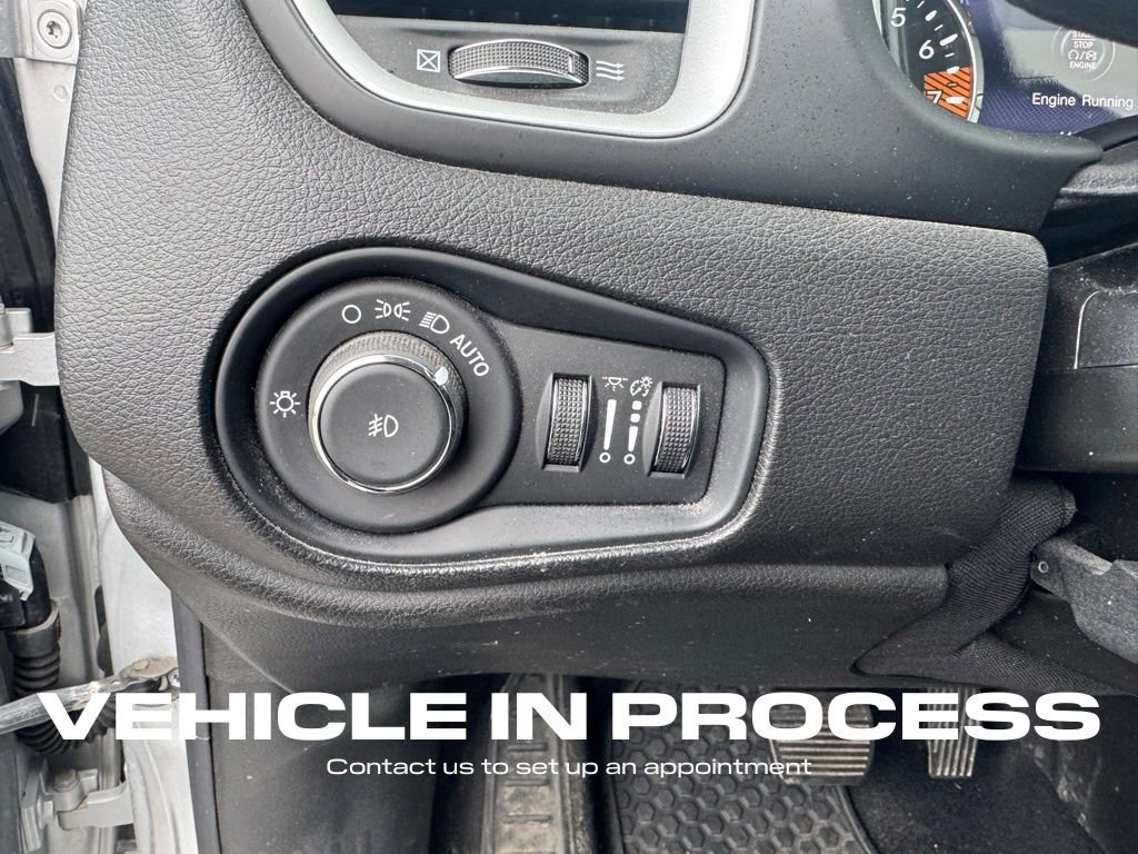 Used 2021 Jeep Renegade Latitude w/ Convenience Group image 17