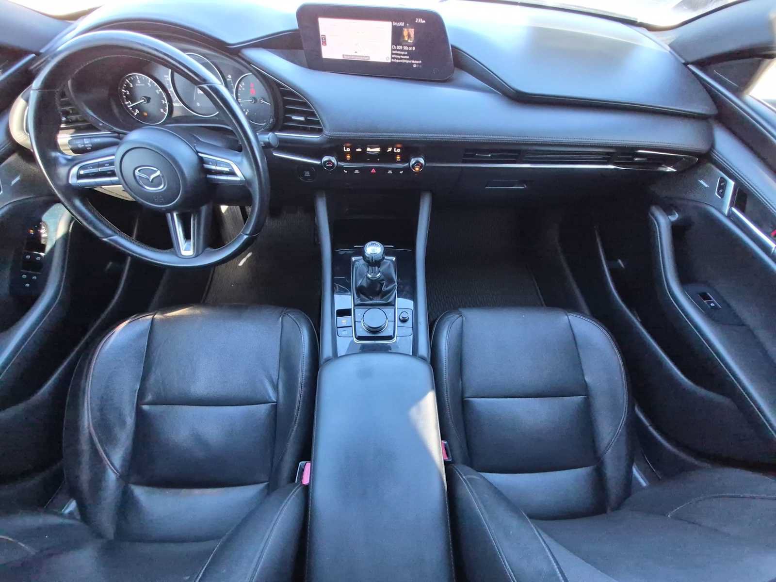Used 2019 MAZDA MAZDA3 Hatchback w/ Premium Package FWD image 15