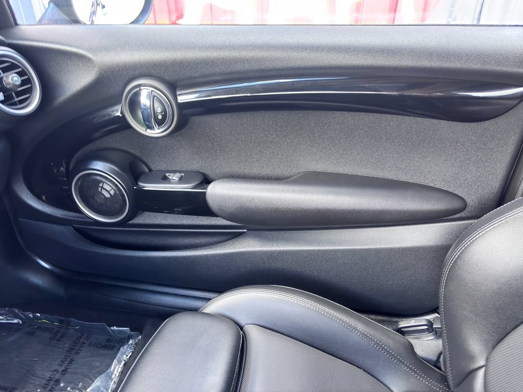 Used 2015 MINI Cooper S FWD image 18