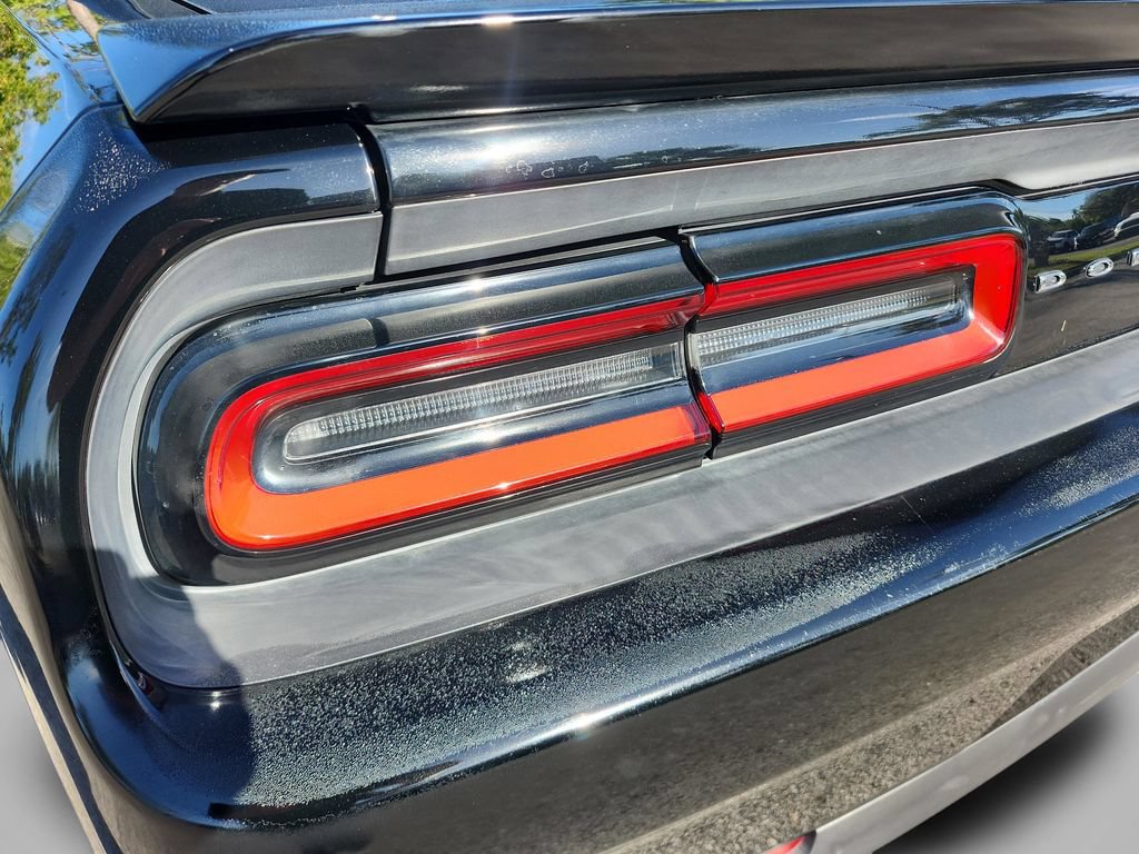 Used 2015 Dodge Challenger R/T w/ Quick Order Package 28B R/T RWD image 15