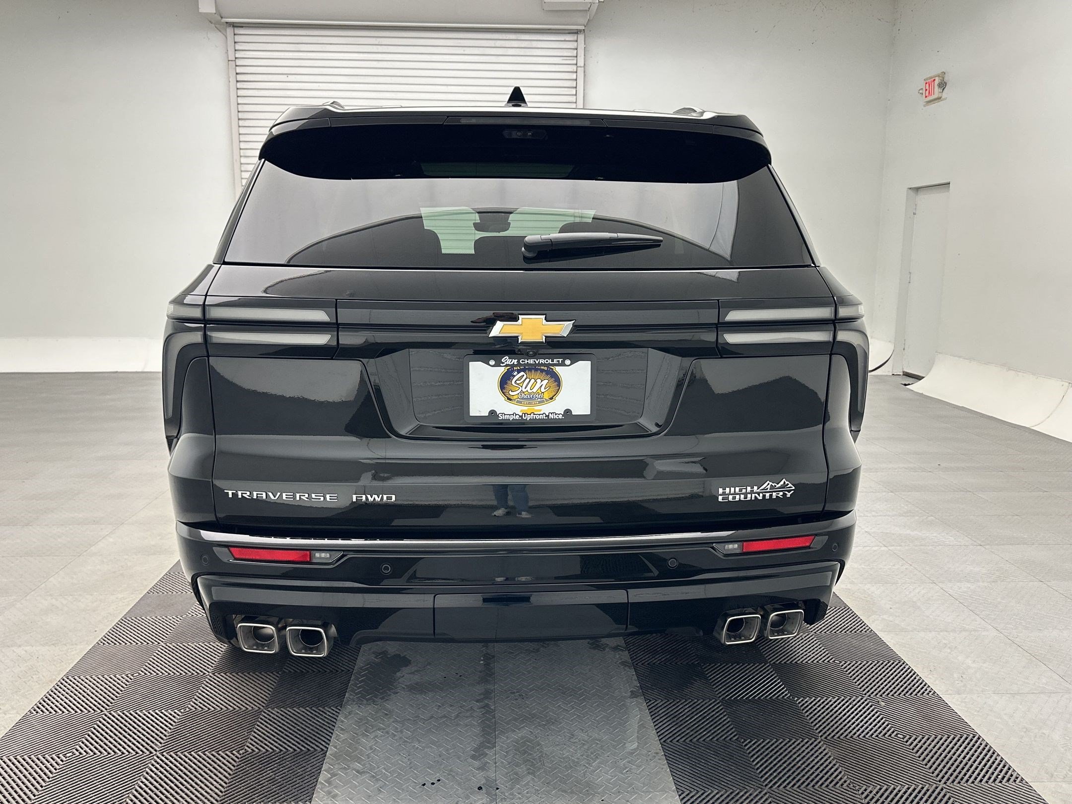 New 2026 Chevrolet Traverse High Country w/ LPO, Floor Liner Package AWD/4WD image 10