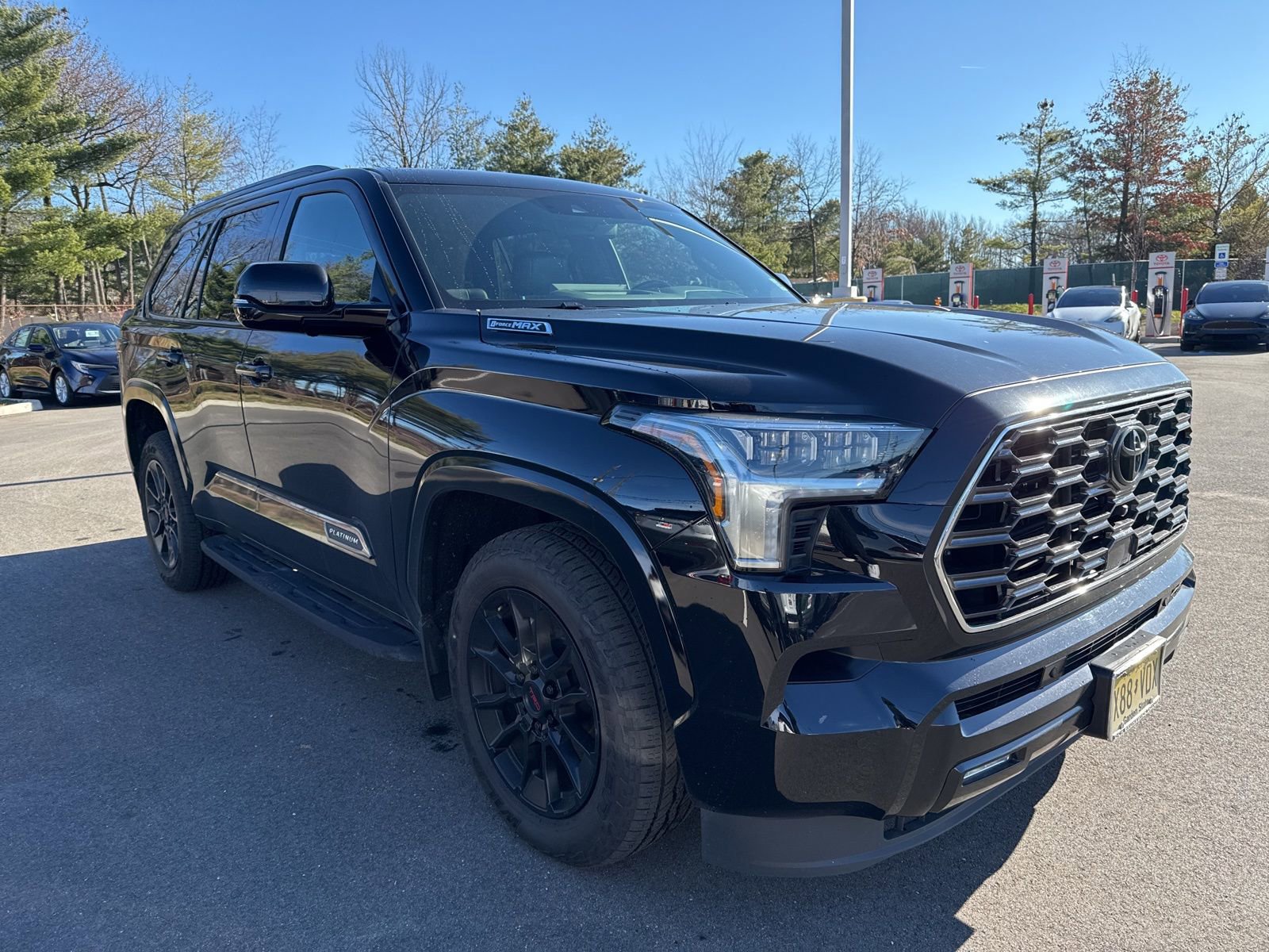 Used 2025 Toyota Sequoia Platinum image 3