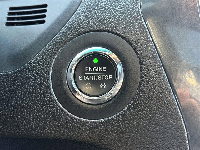 Used 2017 Ford Explorer Sport image 16