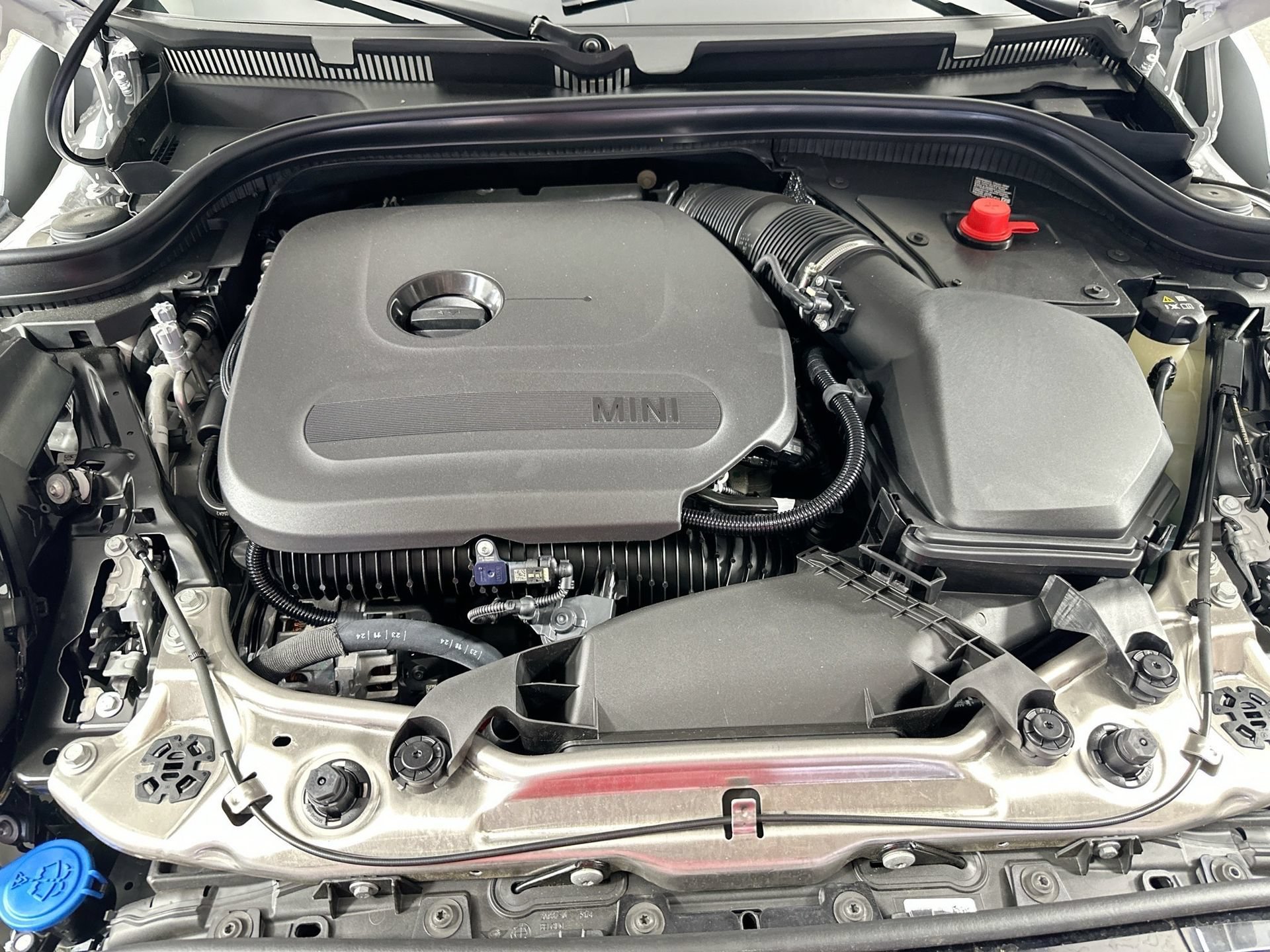 Used 2025 MINI Cooper S FWD image 28