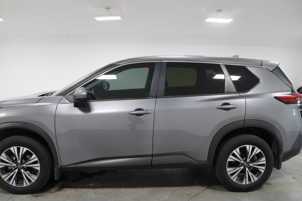 Used 2023 Nissan Rogue SV AWD/4WD image 6