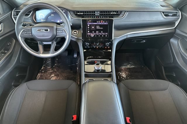 Certified 2024 Jeep Grand Cherokee L Laredo AWD/4WD image 13