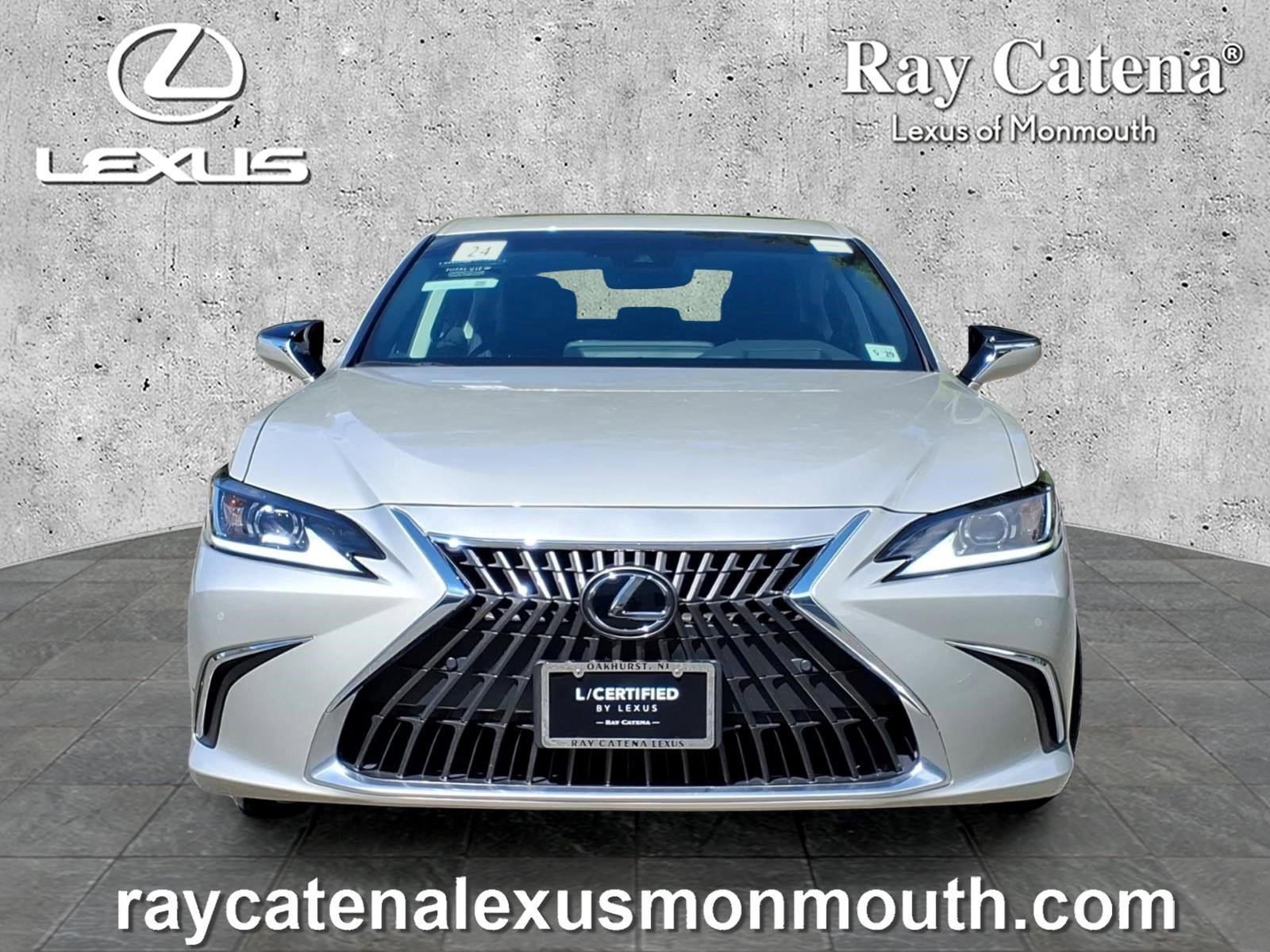 Certified 2024 Lexus ES 350 w/ Premium Package FWD image 2