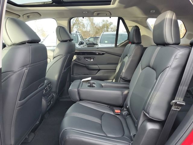 New 2025 Honda Pilot Touring image 29