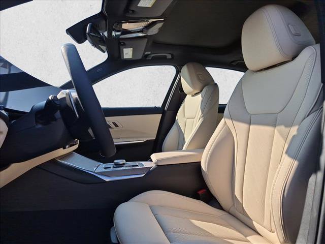 New 2026 BMW 330i xDrive Sedan w/ Convenience Package AWD/4WD image 4