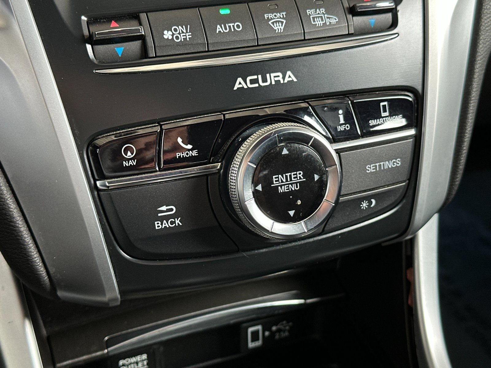 Used 2018 Acura TLX V6 w/ Technology & A-SPEC Pkg FWD image 19