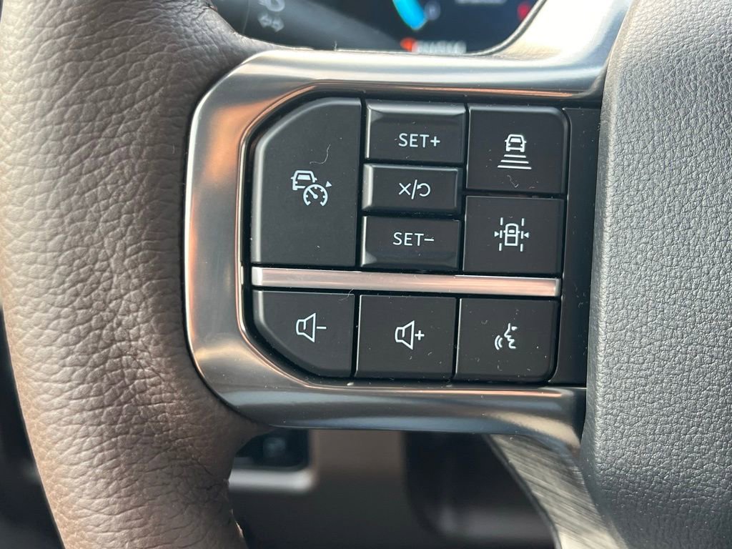 New 2025 Ford F350 King Ranch image 40