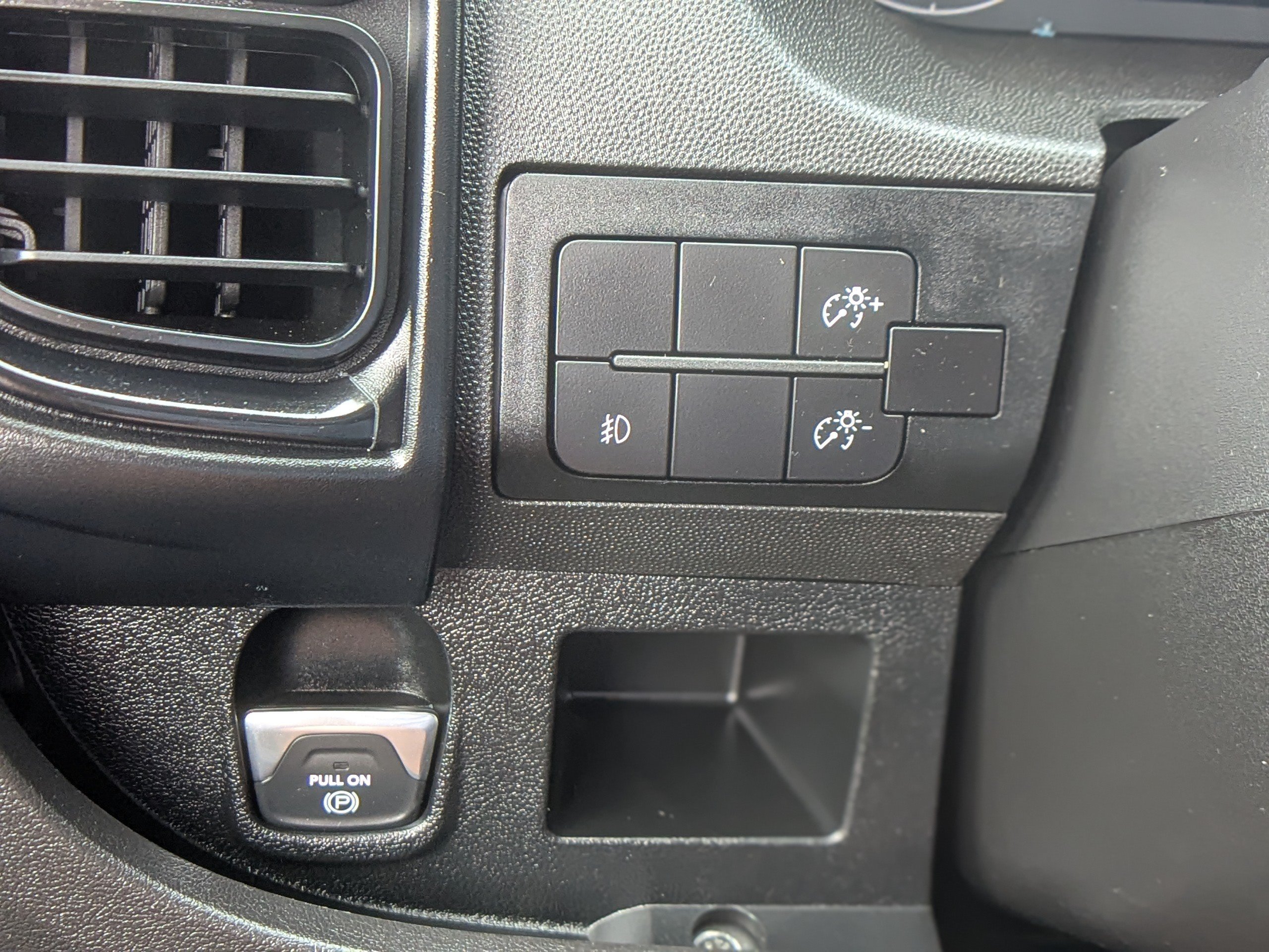 Used 2025 RAM ProMaster 2500 w/ U-Haul Equipment Group FWD image 26