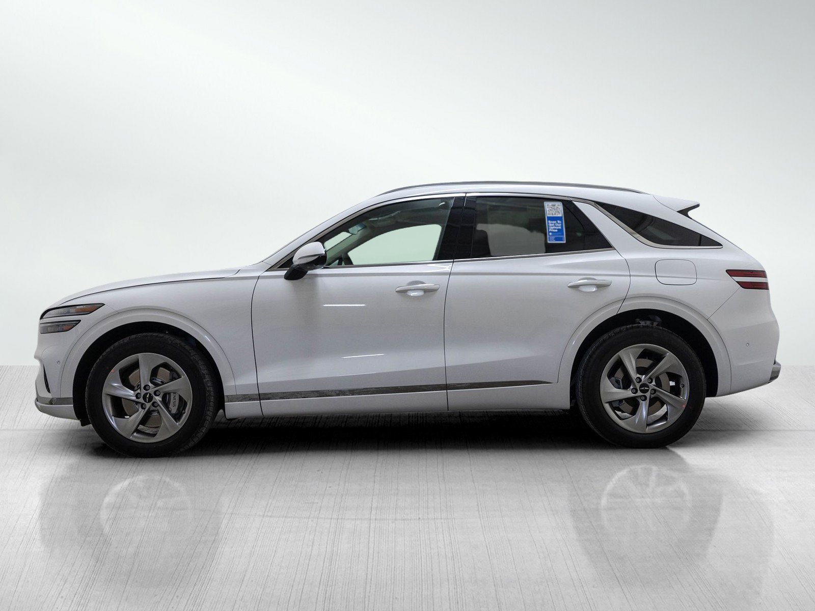 Used 2026 Genesis GV70 2.5T Select AWD/4WD image 3