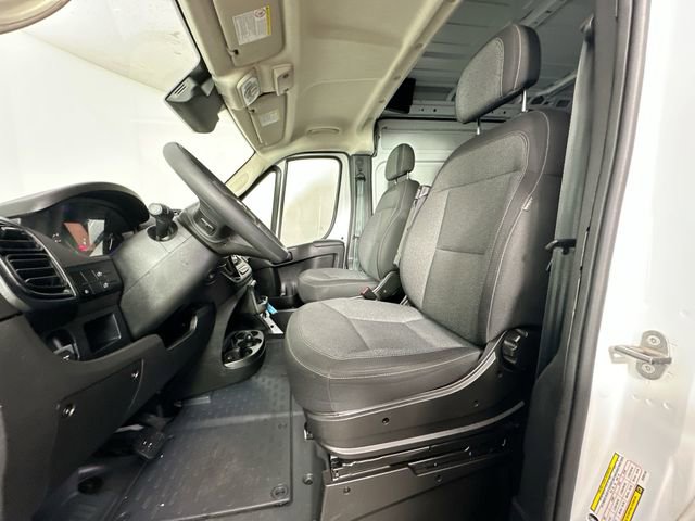 Used 2025 RAM ProMaster 2500 w/ Convenience Group image 16