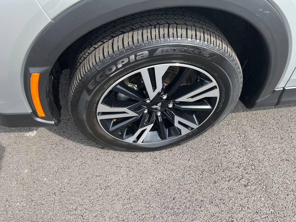 Used 2025 Mitsubishi Eclipse Cross SE AWD/4WD image 9