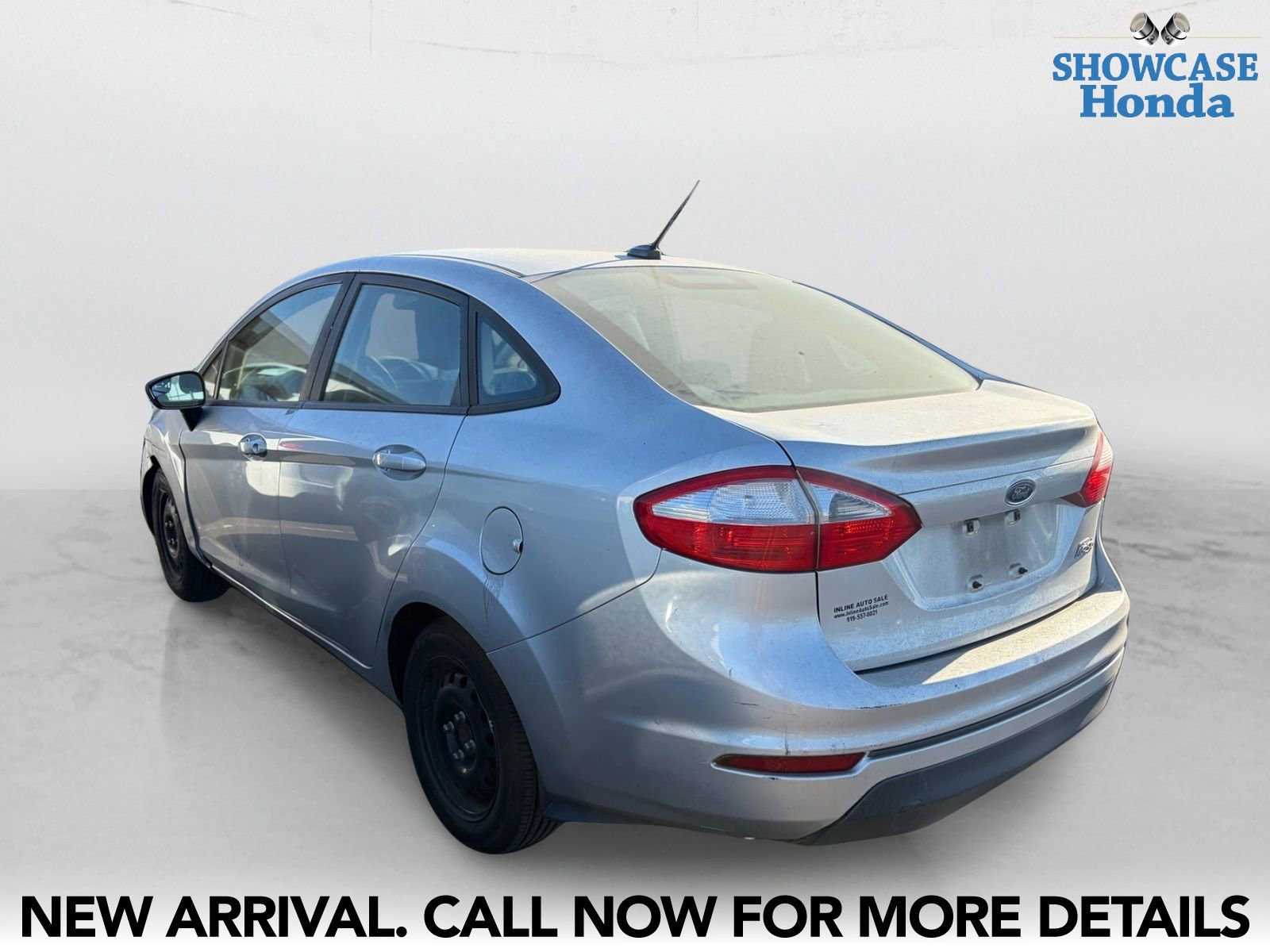 Used 2015 Ford Fiesta S FWD image 4
