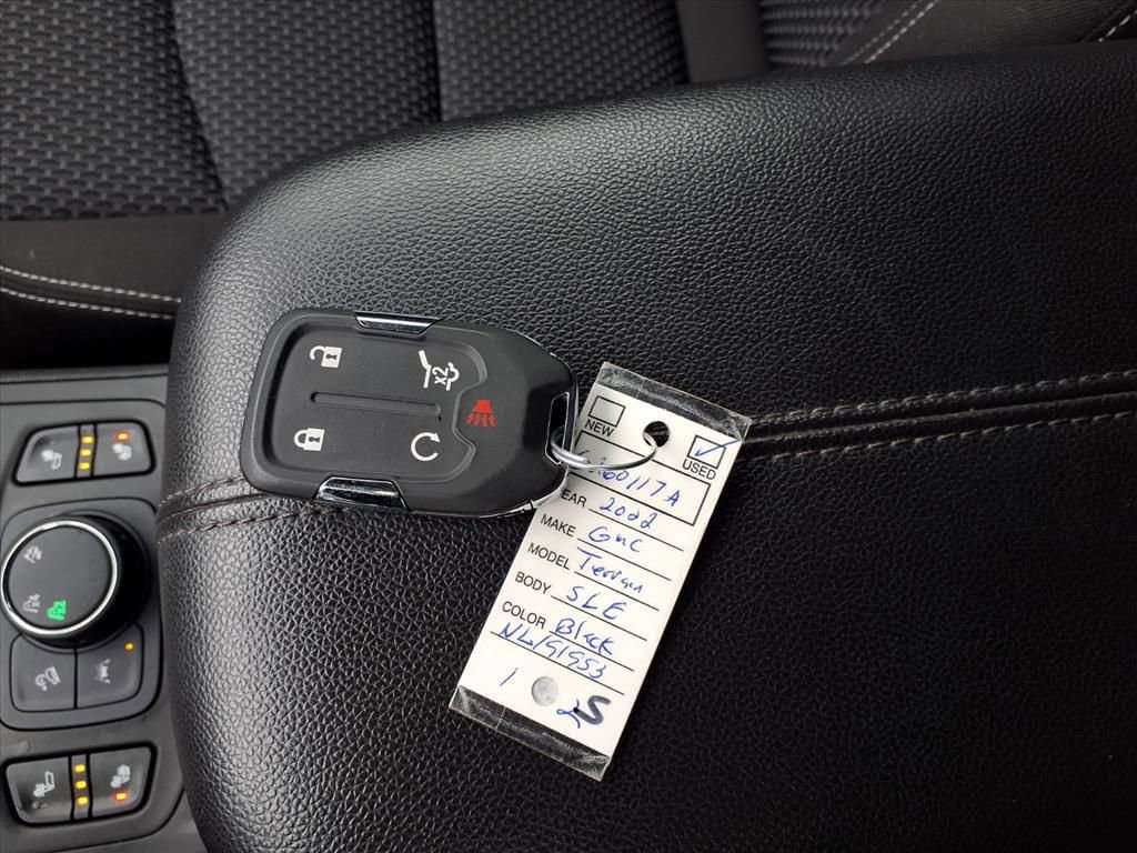 Certified 2022 GMC Terrain SLE w/ Driver Convenience Package image 12