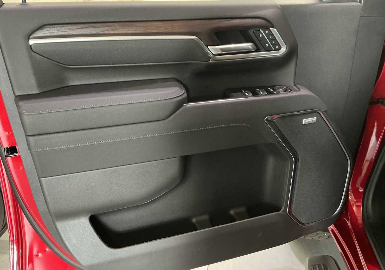 New 2026 GMC Sierra 2500 SLT w/ SLT Premium Package image 21